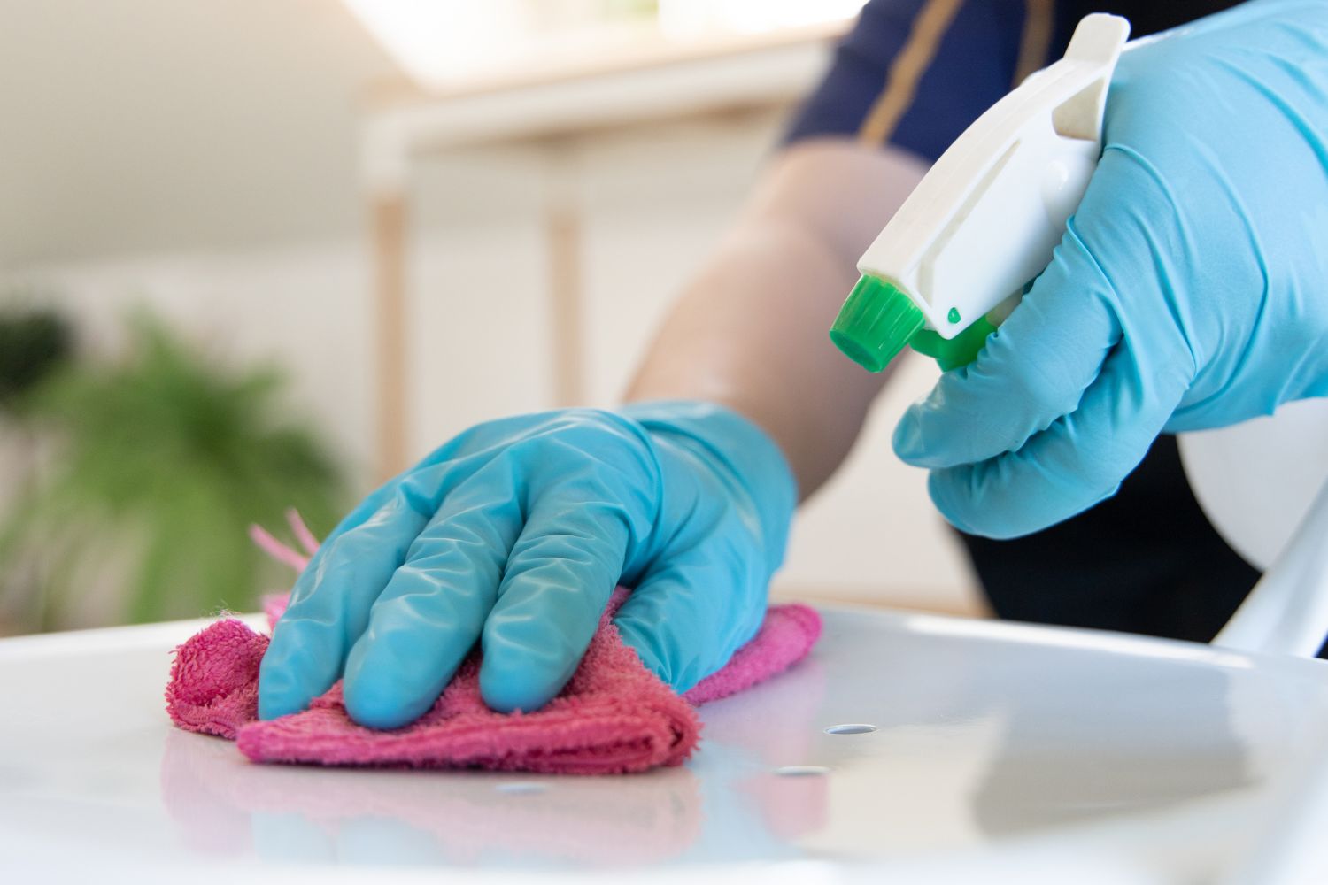 What are the types of commercial cleaning services offered
