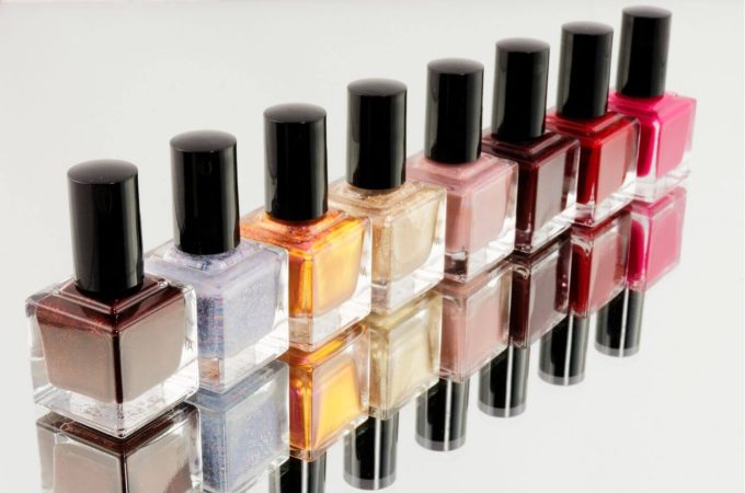 Tips For Selecting And Styling The Perfect Nail Colors